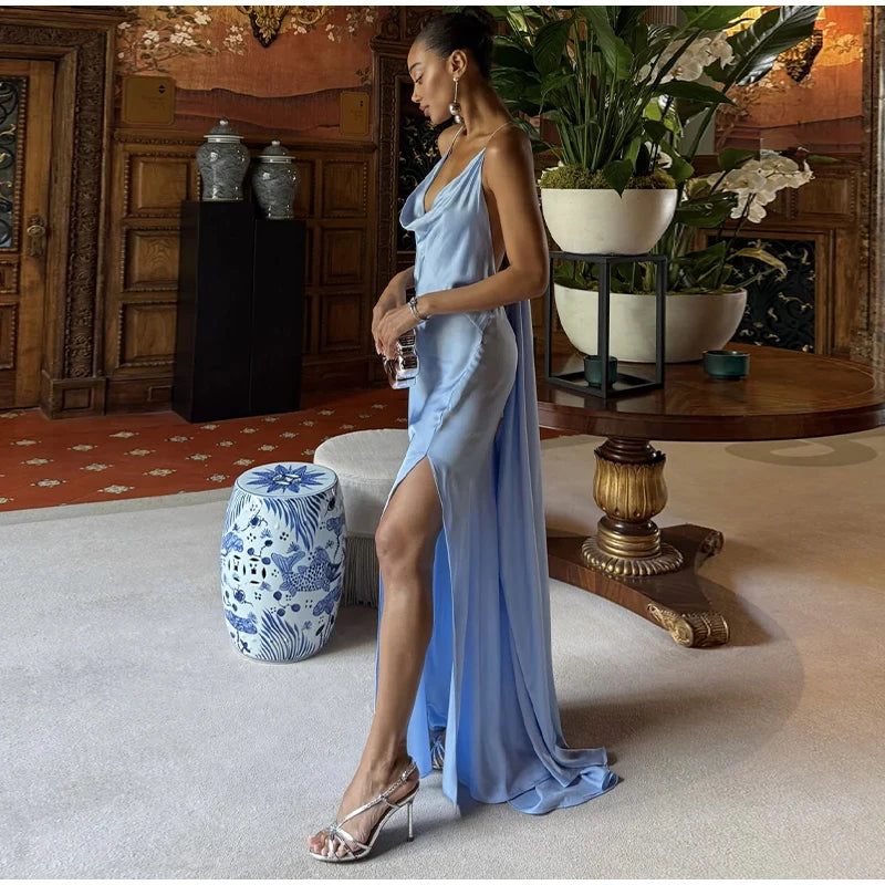 Vestido Largo de Satén con Volantes y Tirantes — Espalda Descubierta